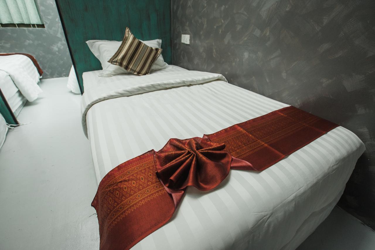 Хостел Rangoon Boutique House Экстерьер фото