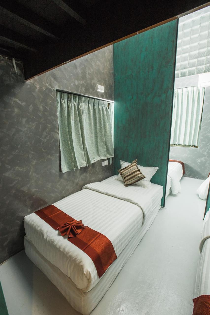Хостел Rangoon Boutique House Экстерьер фото