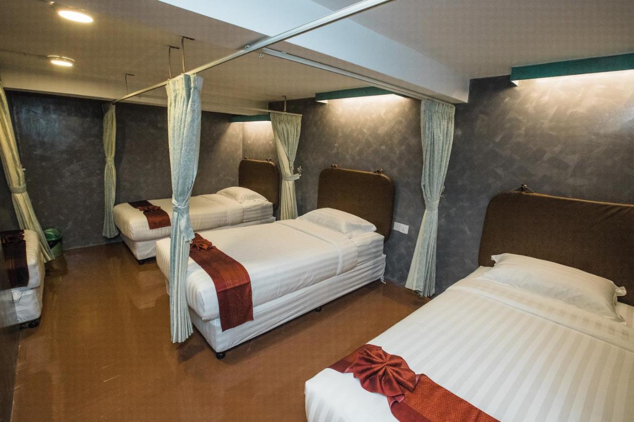 Хостел Rangoon Boutique House Экстерьер фото