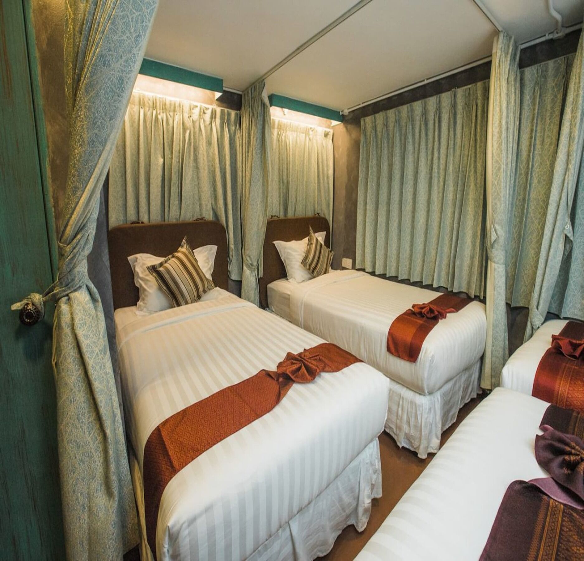 Хостел Rangoon Boutique House Экстерьер фото